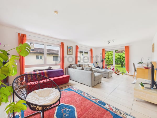 Ampia 5.5 locali casa indipendente con giardino, Gravesano 1