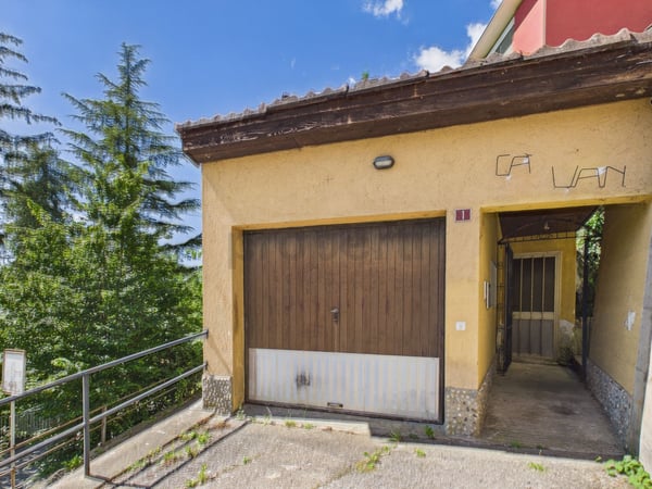 Elegante villa 4 locali con balcone ristrutturata, Agno 11