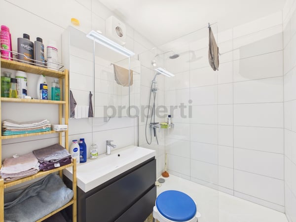 Modernes 3.5-Zimmer-Apartment mit Balkon, Liestal 8