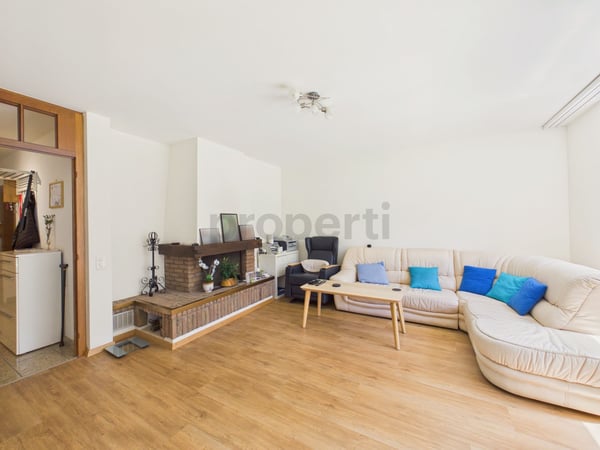 Modernes 3.5-Zimmer-Apartment mit Balkon, Liestal 2