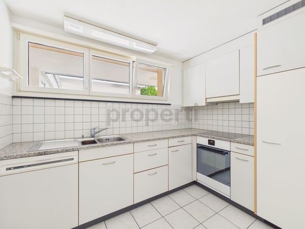 Modern 3.5-Zimmer-Wohnung mit aktuellem Renovationsstandard, Lustmühle 2