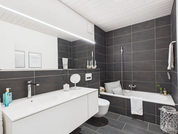 Moderne 5.5-Zimmer Dachwohnung in Erlinsbach mit wunderschöner Terrasse, von wo Sie die Abendsonne geniessen können 8