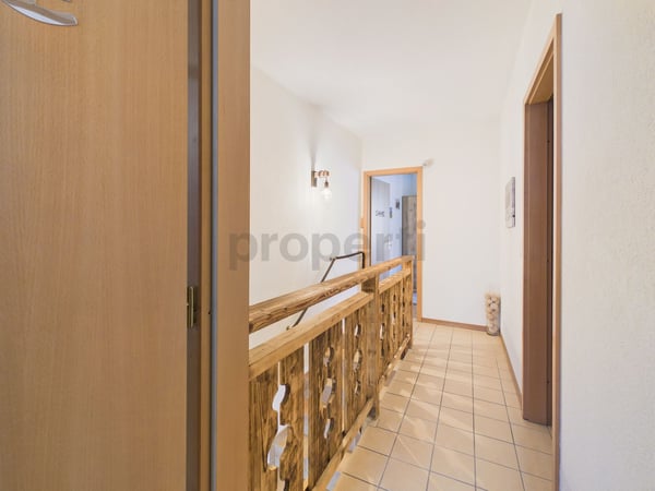 Élégante maison mitoyenne de 2 pièces avec grenier, Ardon 7