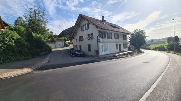 Grosszügiges Mehrfamilienhaus mit top Rendite und Parkmöglichkeit, Leimiswil 2