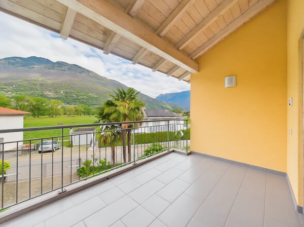 Spaziosa casa indipendente 8.5 locali con ampio giardino, Giubiasco 7