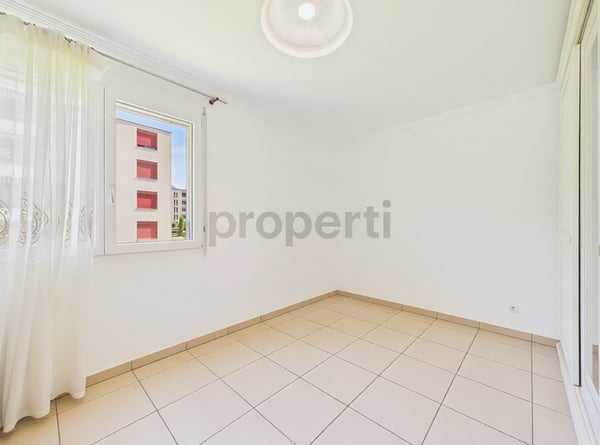 ELEGANTE APPARTAMENTO DI 4,5 LOCALI Con terrazzo e lavanderia privata 10