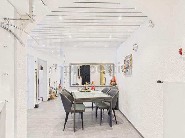 Wohnen mit traumhaftem Mythenblick - attraktive 4.5-Zimmer-Wohnung in Seewen 6