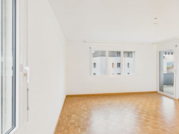 Moderne 4.5-Zimmer Wohnung mit grossem Balkon, ideal für Familien in Kirchdorf AG 8