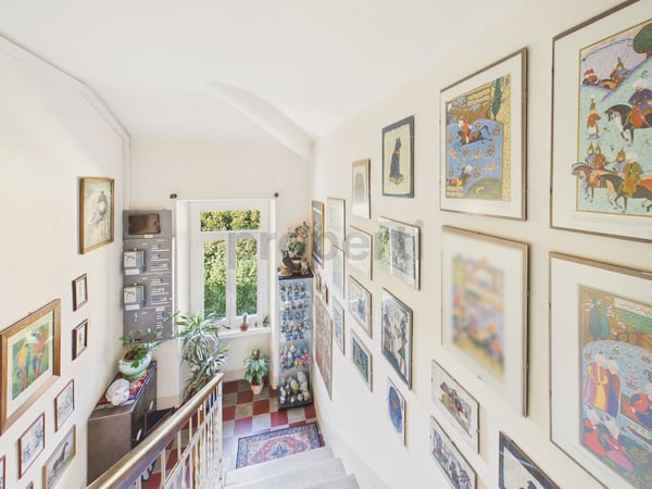 Elegante villa 8.5 locali con finiture di pregio e ampio box auto, Monteceneri 6