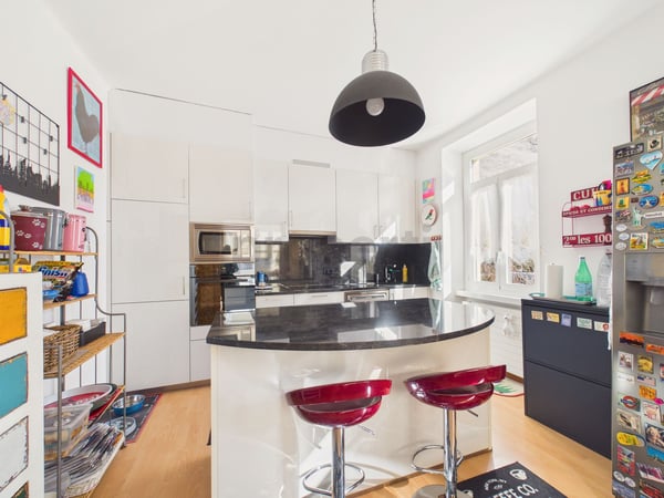 Elegante villa 8.5 locali con finiture di pregio e ampio box auto, Monteceneri 4