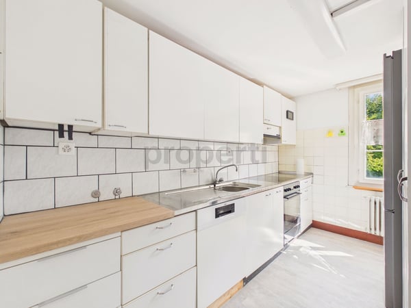 Neu renovierte 4.5-Zimmer-Eigentumswohnung mit Keller, Amriswil 2