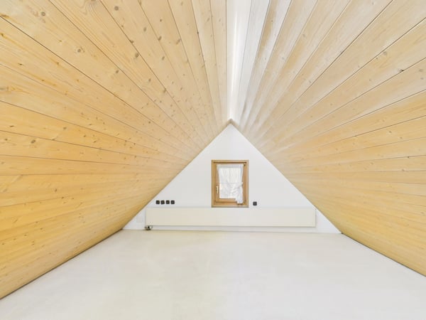 Einzigartige 5.5-Zimmer Dachwohnung 11