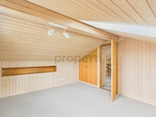 Wohntraum am Zürichsee: Exklusive Maisonette mit Seesicht und eigenem Gartenanteil 7