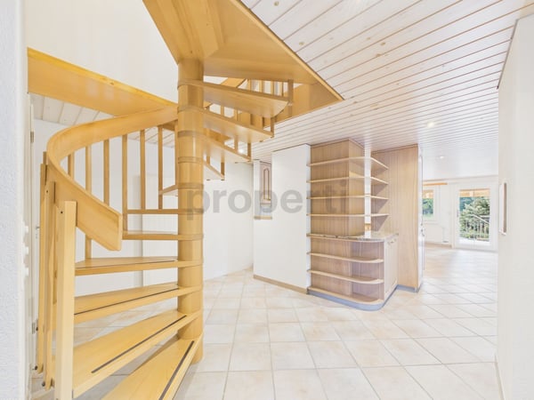 Moderne 6.5-Zimmer Wohnung in Rohrbachgraben 9