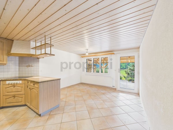 Moderne 6.5-Zimmer Wohnung in Rohrbachgraben 2