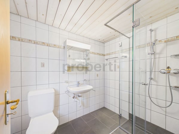 Moderne 6.5-Zimmer Wohnung in Rohrbachgraben 6