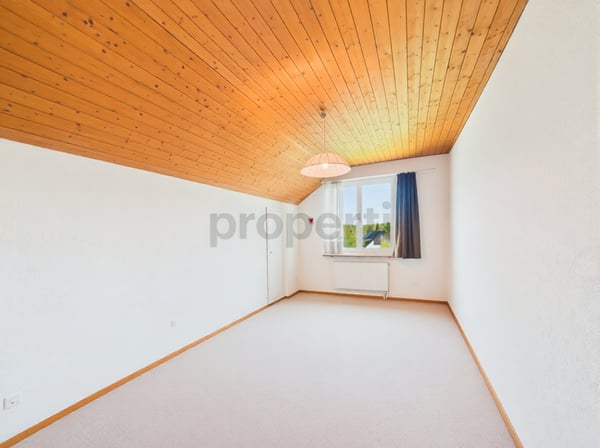 Grosszuegiges 7.5-Zimmer Einfamilienhaus mit Balkon, Nürensdorf 6
