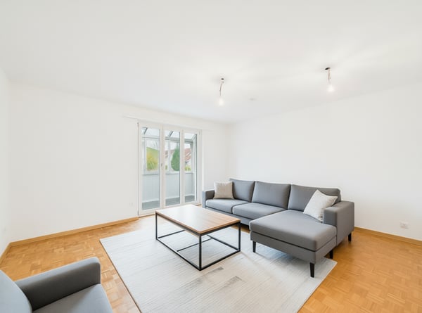 Charmante 3.5 Zimmer Wohnung mit sonnigen Wintergarten 4