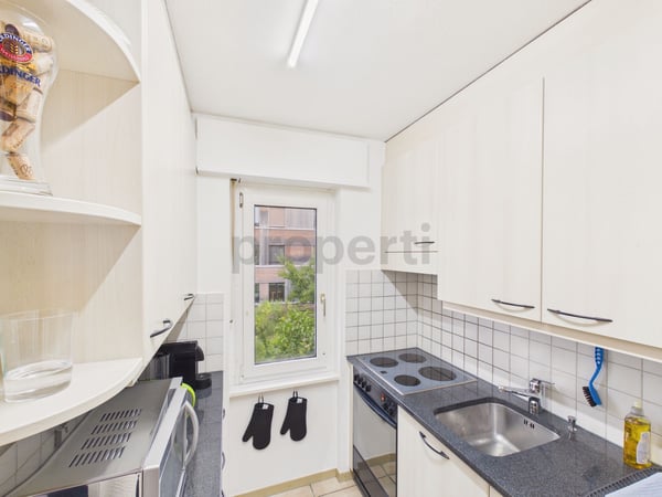 Modernes 2.5-Zimmer-Apartment mit Balkon, Sutz-Lattrigen 2