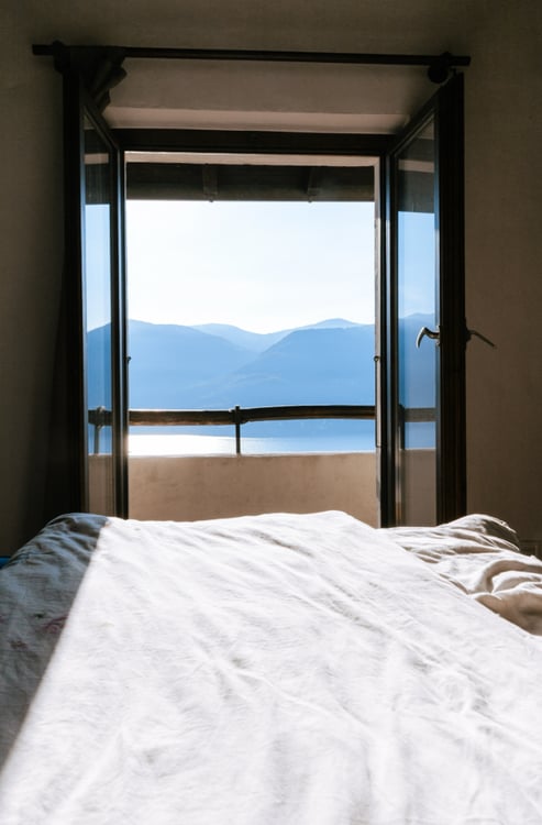 Spaziosa casa a schiera 3.5 locali con balcone, Brissago 9