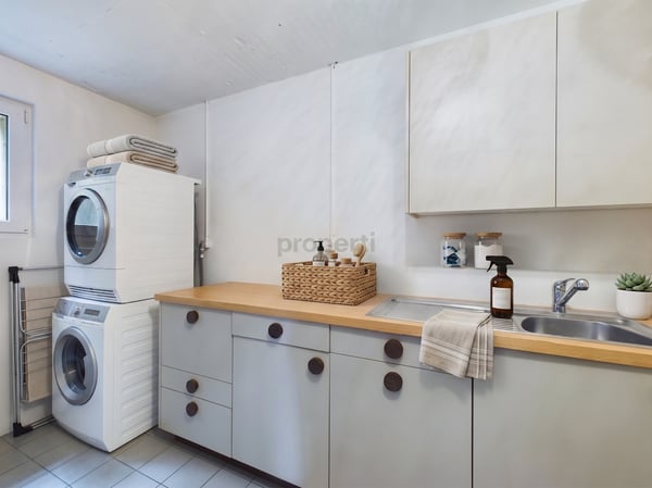 3.5-Zimmer-Terrassenwohnung mit herrlicher Aussicht in Speicher 10
