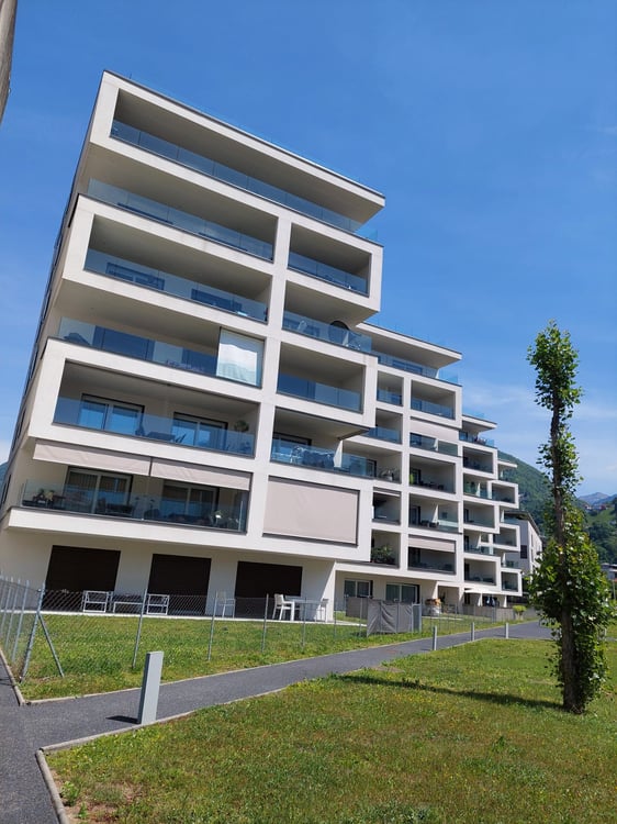 Moderno 3.5 locali con grande terrazza, Giubiasco 1