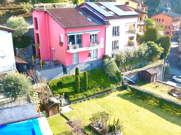 Elegante casa indipendente 6.5 locali con giardino e vista aperta a Davesco-Soragno 11