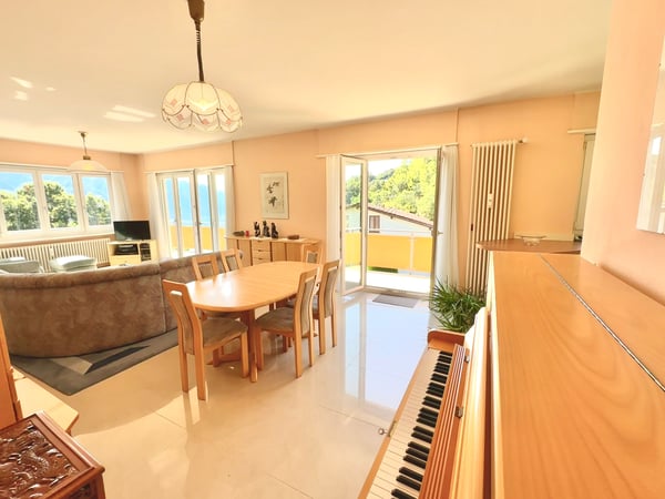 Elegante Attico di 3,5 Locali con Vista sul Lago di Lugano 5
