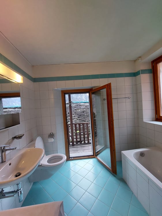 Elegante casa bifamiliare 7.5 locali a Cevio 11