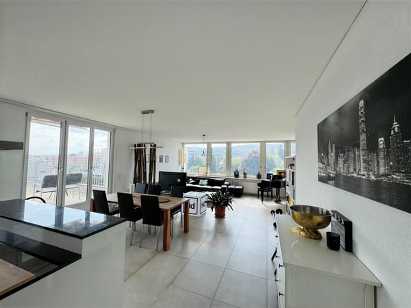 Moderne 4.5-Zimmer Wohnung mit grosser Terrasse zentral in Zürich BEFRISTET 2 Jahre 12