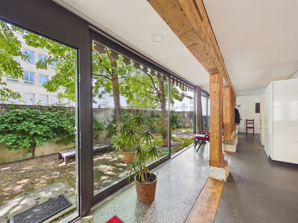 Einzigartiges 2.5 Zimmer-Loft-Juwel mit historischer Seele in Aarau 6