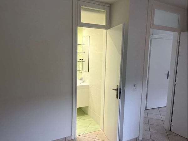 Ampio appartamento di 4 locali a Cadenazzo 5