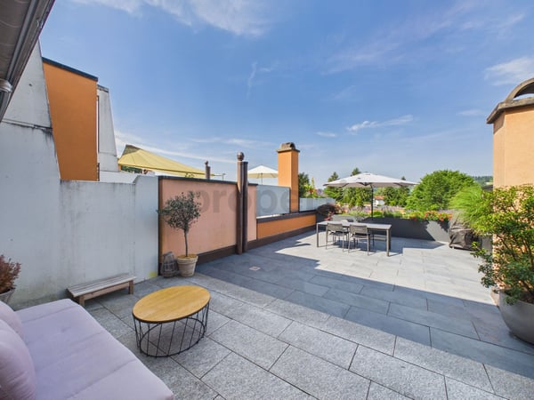 Gemütlicher, sonniger Garten und wohnliche Atmosphäre in familienfreundlicher Umgebung 5