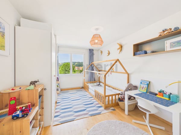 Gemütlicher, sonniger Garten und wohnliche Atmosphäre in familienfreundlicher Umgebung 8