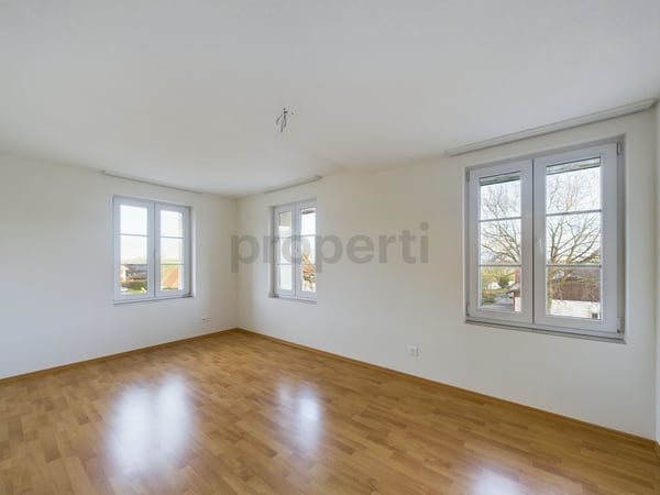 Ländlicher Charakter, grosszügiger Grundriss und gemütlicher Balkon 5