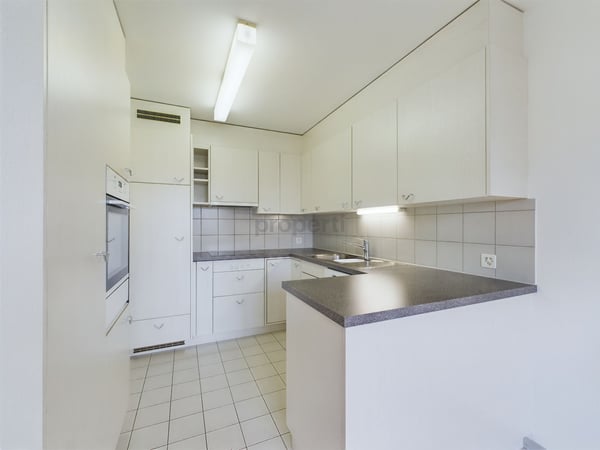 Helle und familienfreundliche 4.5-Zimmer-Wohnung in ruhiger Lage in Winikon 7
