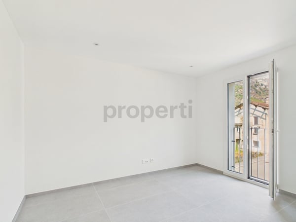 Moderno 3.5 locali appartamento con parcheggio interno, Biasca 8