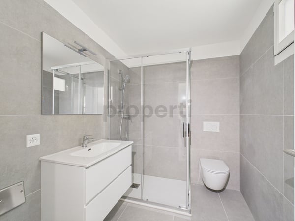 Moderno 3.5 locali appartamento con parcheggio interno, Biasca 9