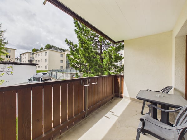 Helle 1.5-Zimmer-Wohnung mit Balkon, Davos Dorf 9