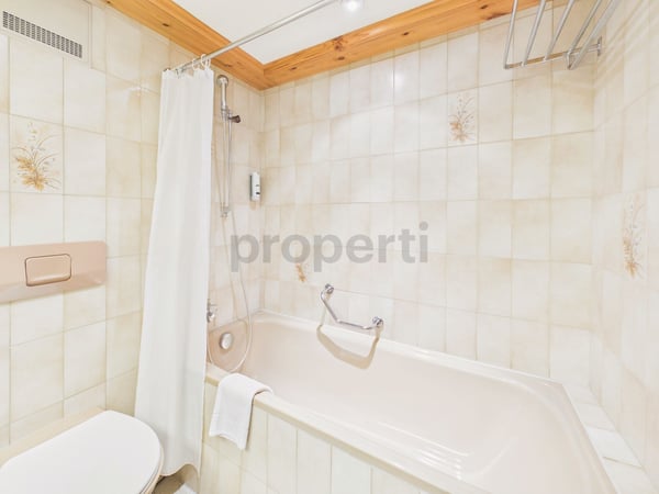 Helle 1.5-Zimmer-Wohnung mit Balkon, Davos Dorf 8