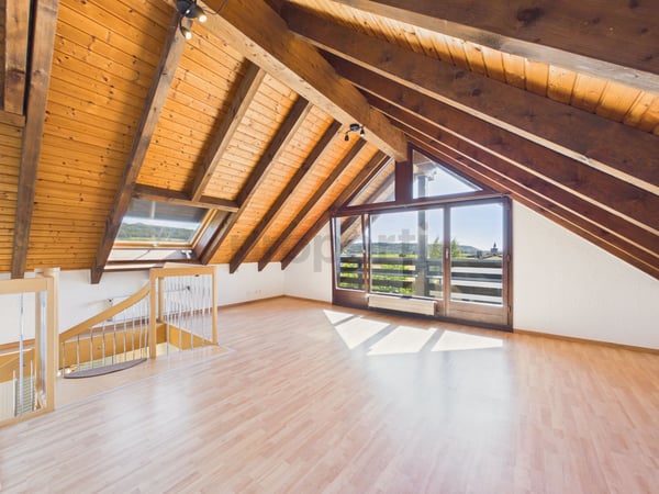 Frisch renoviert am Rand der Grünzone mit Pavillon und ausgebautem Keller 9