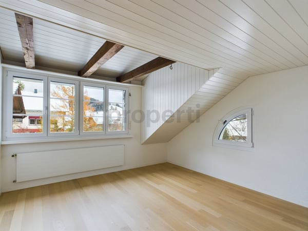 Modernes 5.5-Zimmer-Maisonette-Zuhause auf drei Etagen mit Balkon in Gais 10