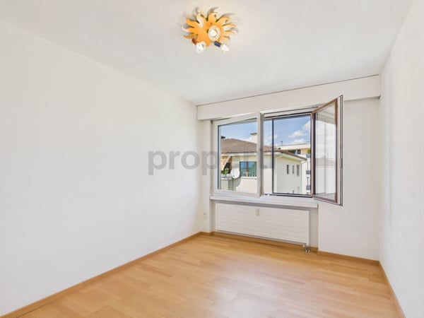 Sonniger Balkon, familienfreundliche Lage und eigener Parkplatz inklusive 6