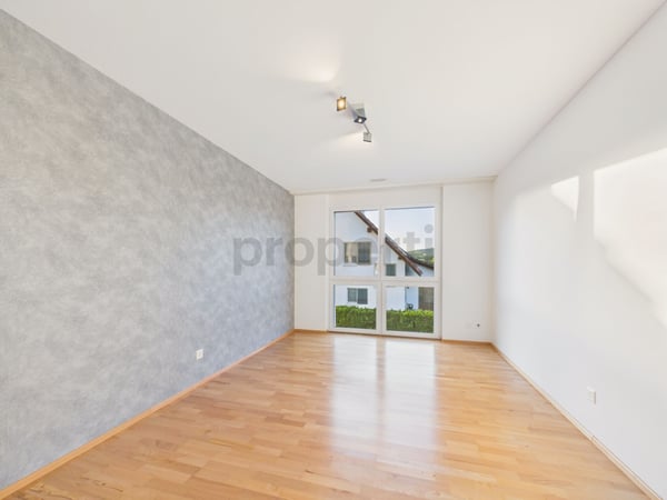 Moderne 4.5-Zimmer-Wohnung mit Balkon, Dachsen 5