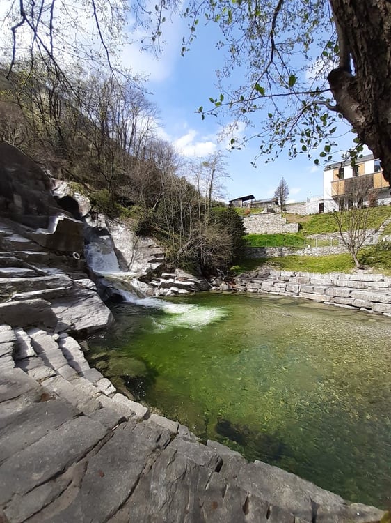 Charmantes 4,5-Zimmer-Einfamilienhaus in Renovation in Riviera-Iragna/Casa indipendente di 4,5 - ristrutturazione da completare per conto proprio - in Riviera Iragna 6