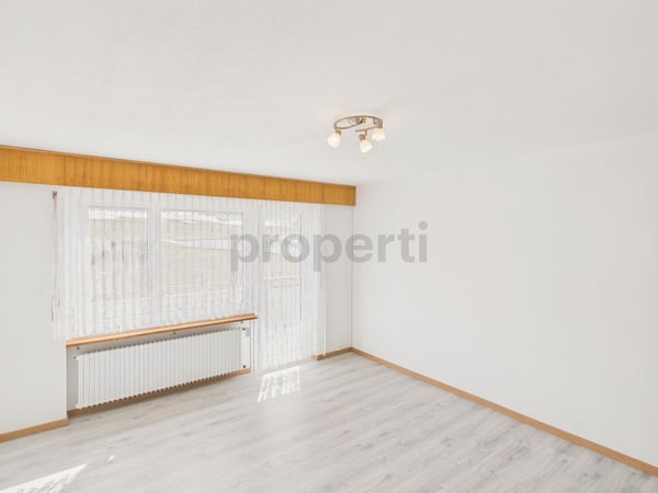 Grosszuegige 5.5-Zimmer-Wohnung mit Balkon, Unterbäch 1