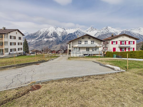 Grosszuegige 5.5-Zimmer-Wohnung mit Balkon, Unterbäch 11