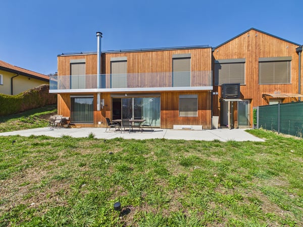 Moderne 5.5 pièces maison mitoyenne avec parking, Lens