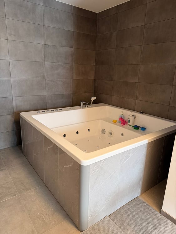 Moderne 5.5 pièces - élégante maison mitoyenne Minergie, au c?ur de Lens 9