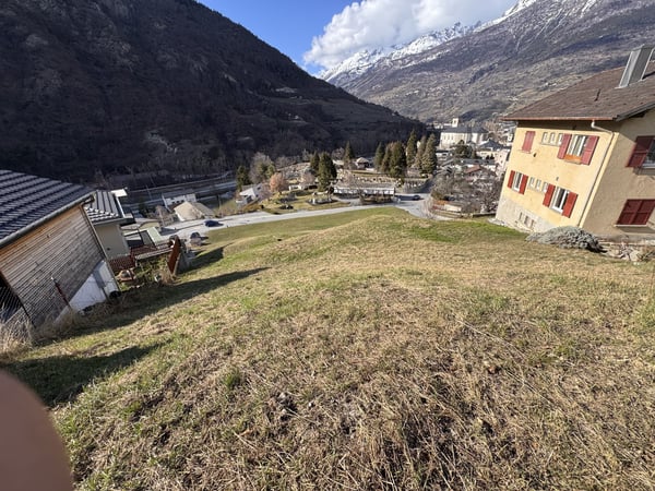 Ruhiges 0-Zimmer-Baugrundstück mit Entwicklungspotenzial, Visp 4